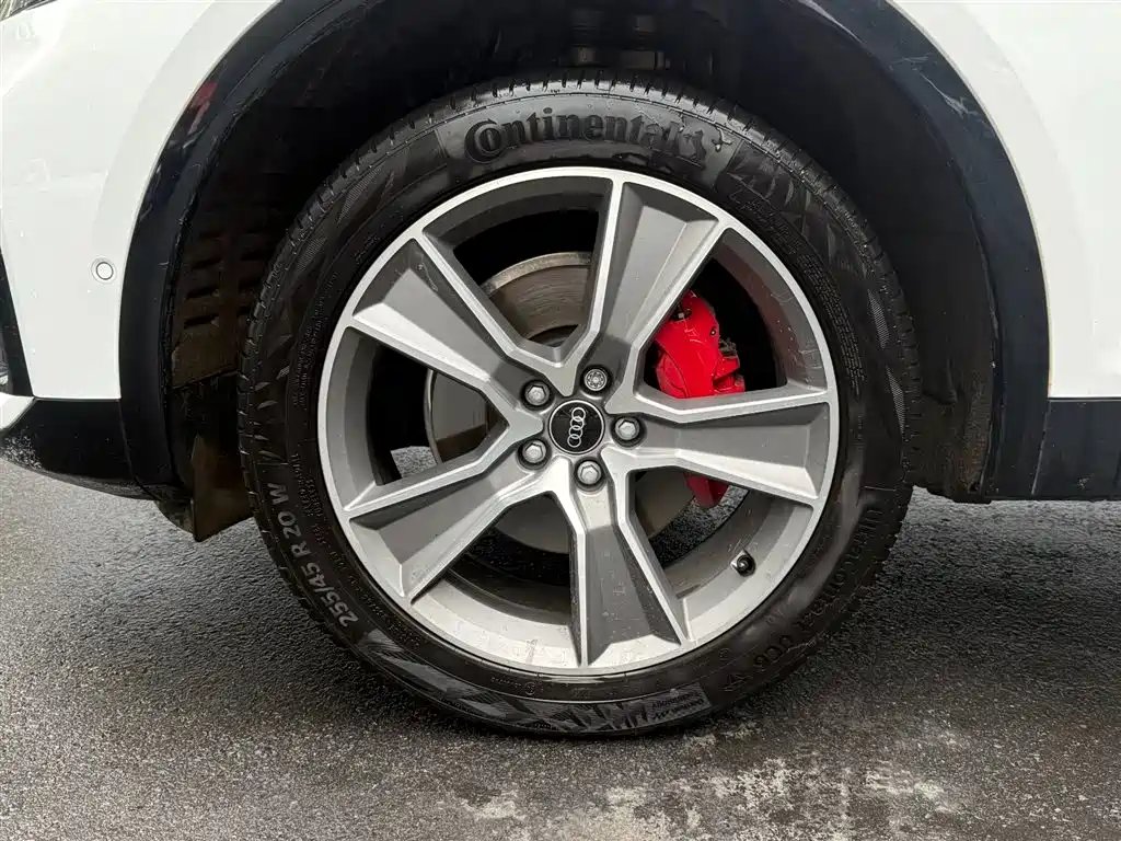 Audi Q5L Sportback — фото 26
