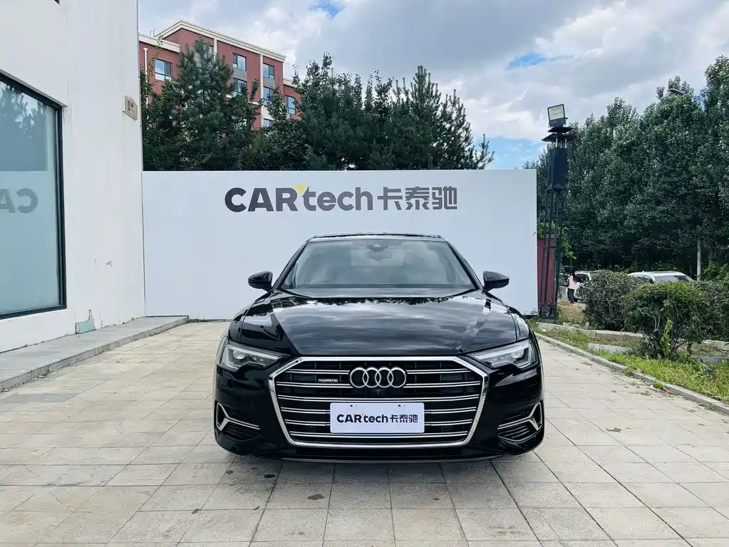 Audi A6L — фото 2