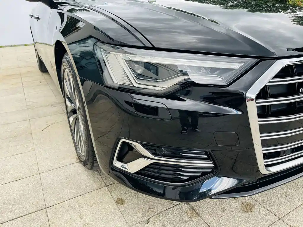 Audi A6L — фото 4