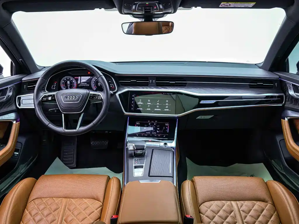 Audi A6L — фото 6