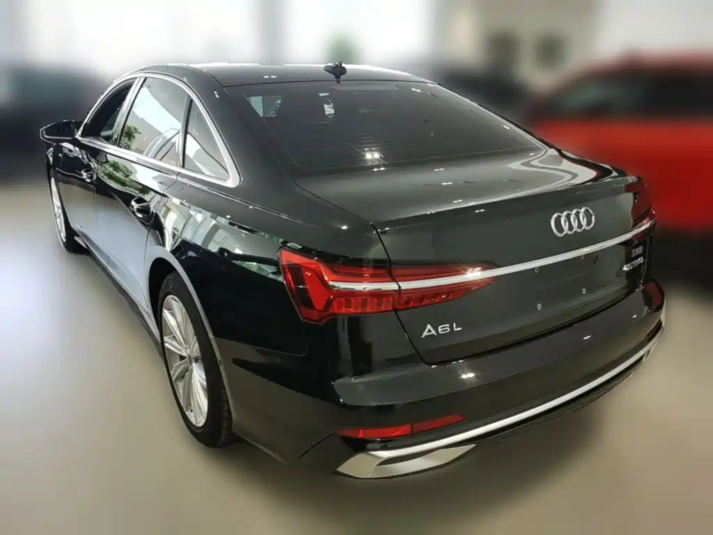 Audi A6L — фото 7