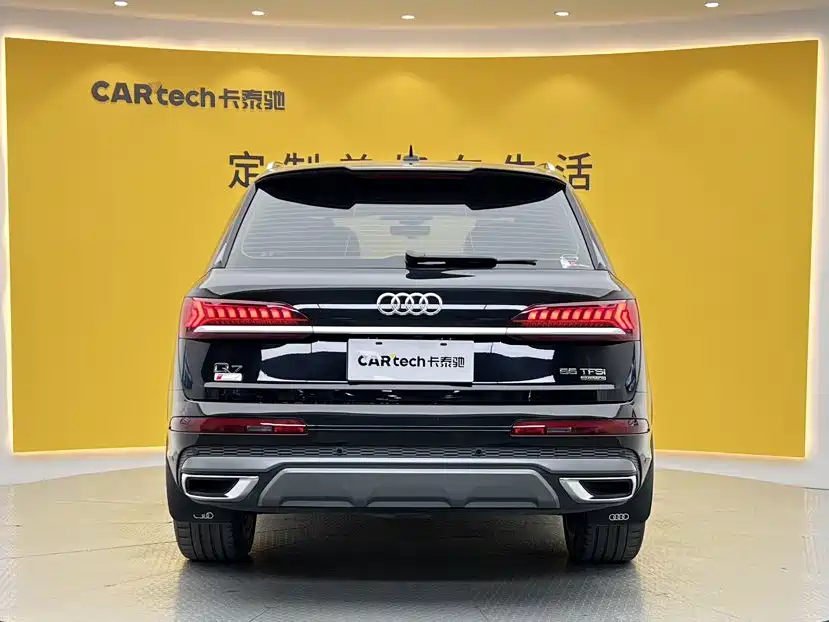 Audi Q7 — фото 2
