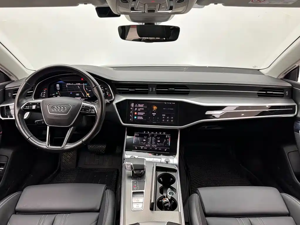 Audi A7 — фото 10