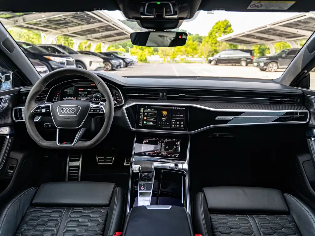 Audi RS 7 — фото 11