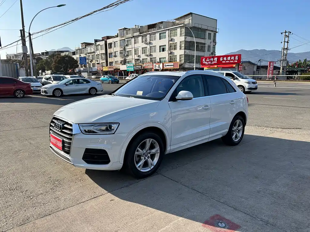Audi Q3 — фото 2