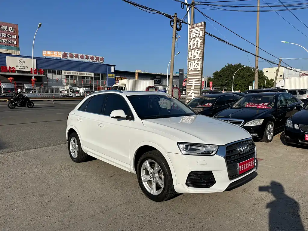 Audi Q3 — фото 3