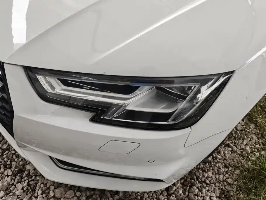 Audi A4L — фото 5