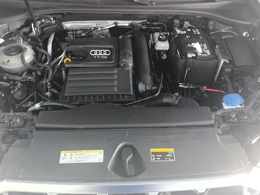 Audi Q3 — фото 10