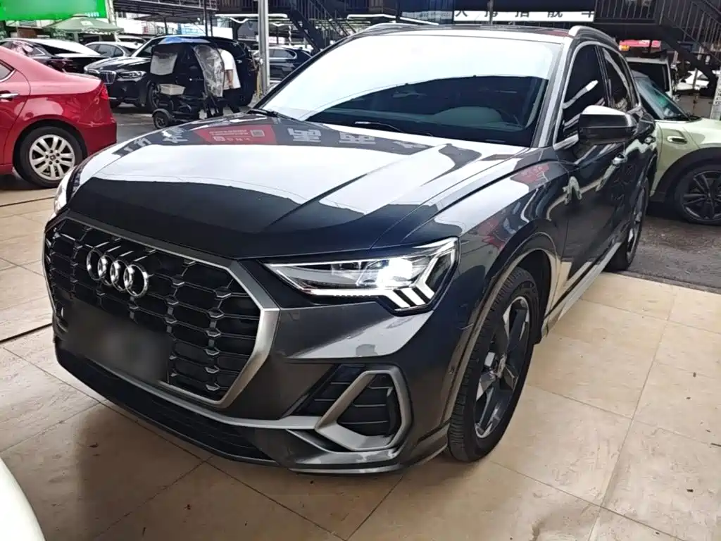Audi Q3 — фото 2