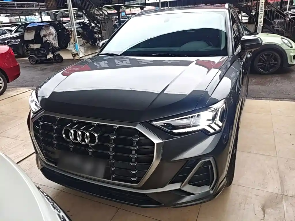 Audi Q3 — фото 3