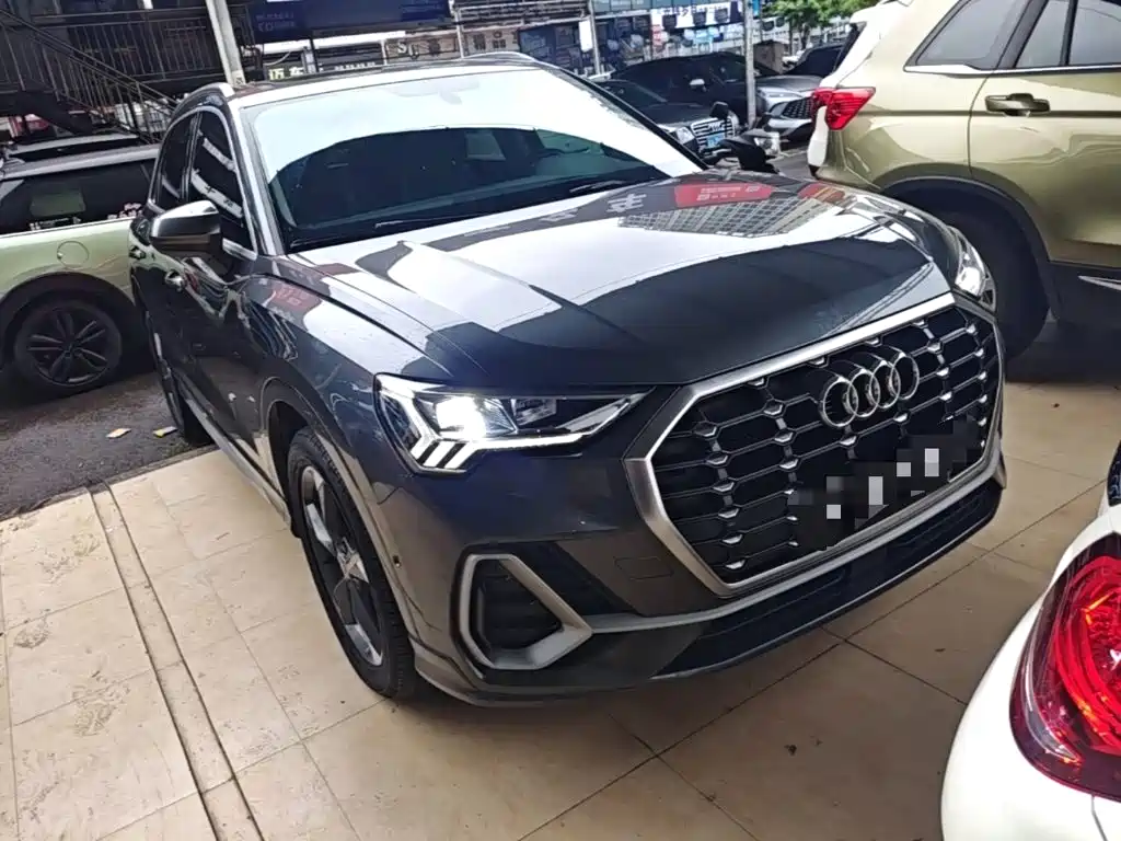Audi Q3 — фото 4