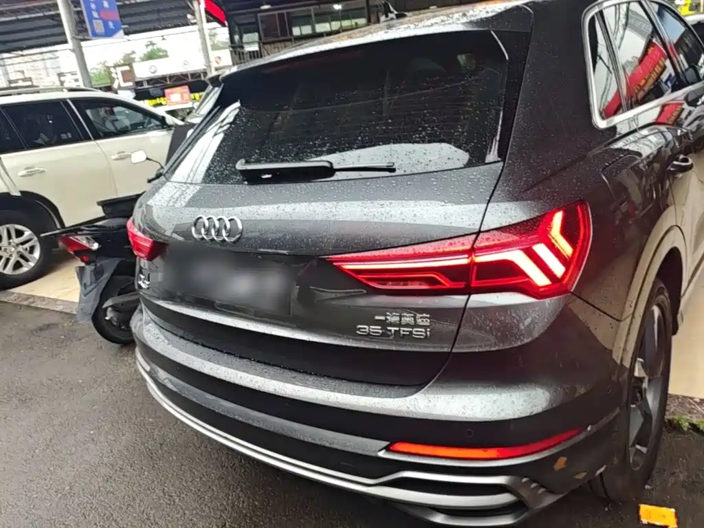 Audi Q3 — фото 6