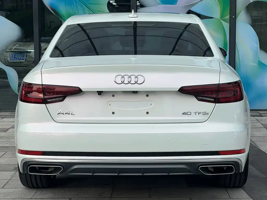 Audi A4L — фото 6