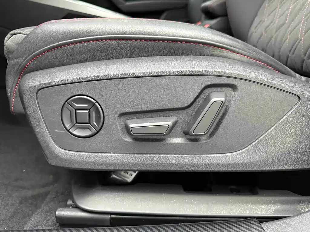 Audi A3 — фото 11