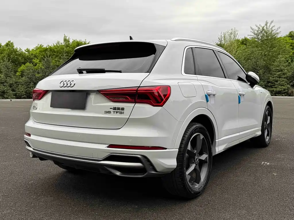 Audi Q3 — фото 5