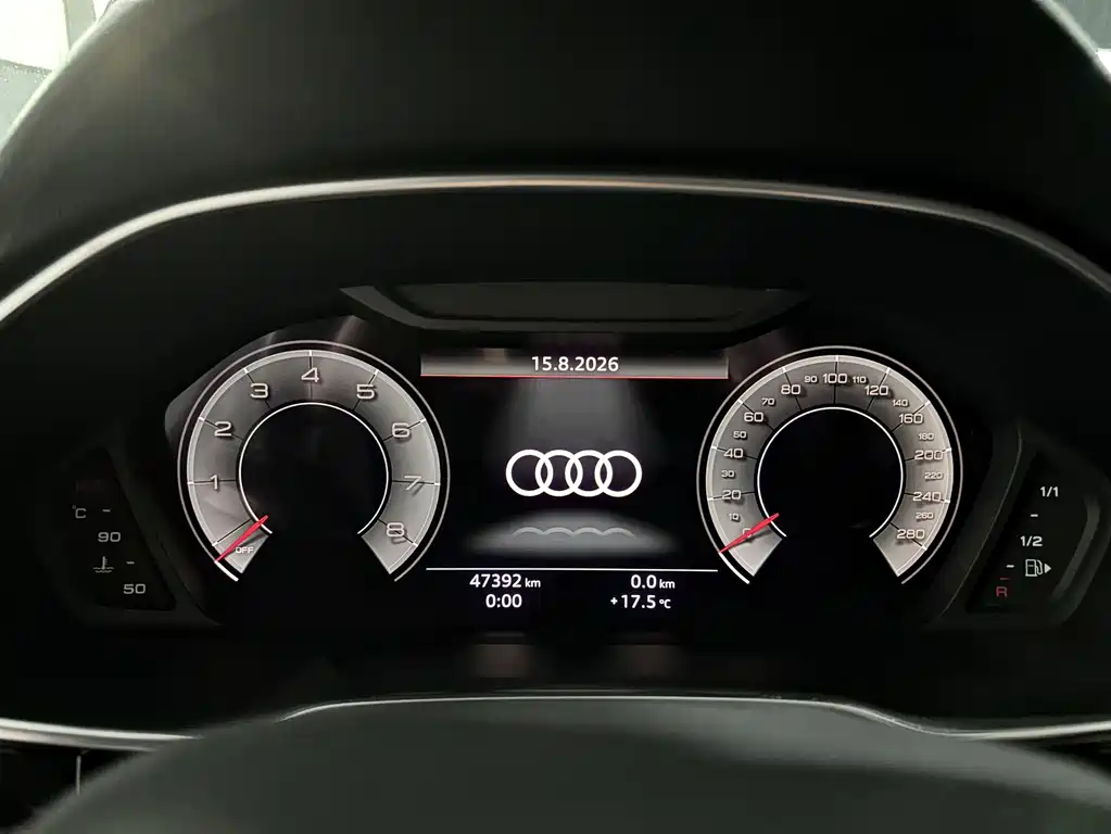 Audi Q3 — фото 13