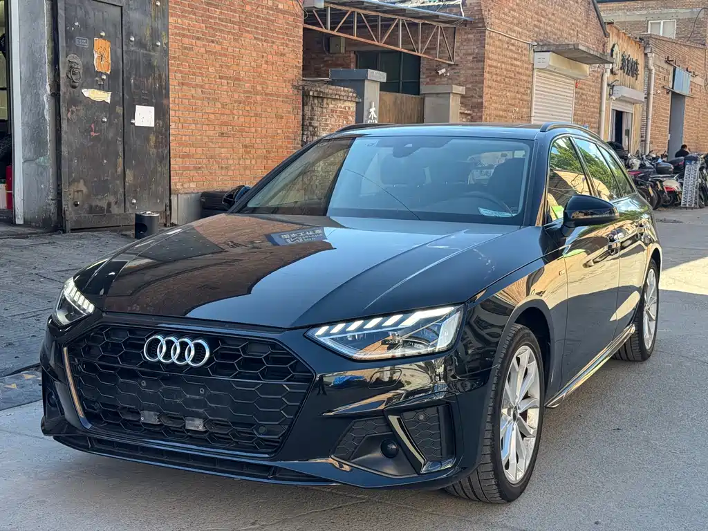 Audi A4 (Import) — фото 3