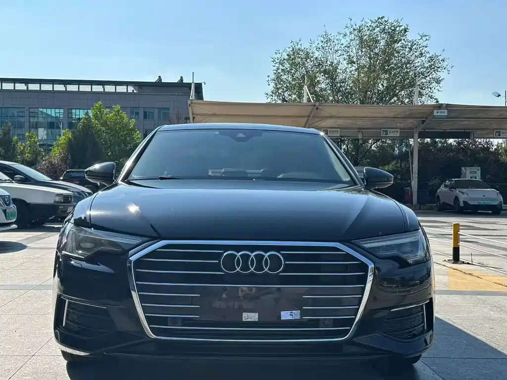 Audi A6L — фото 2