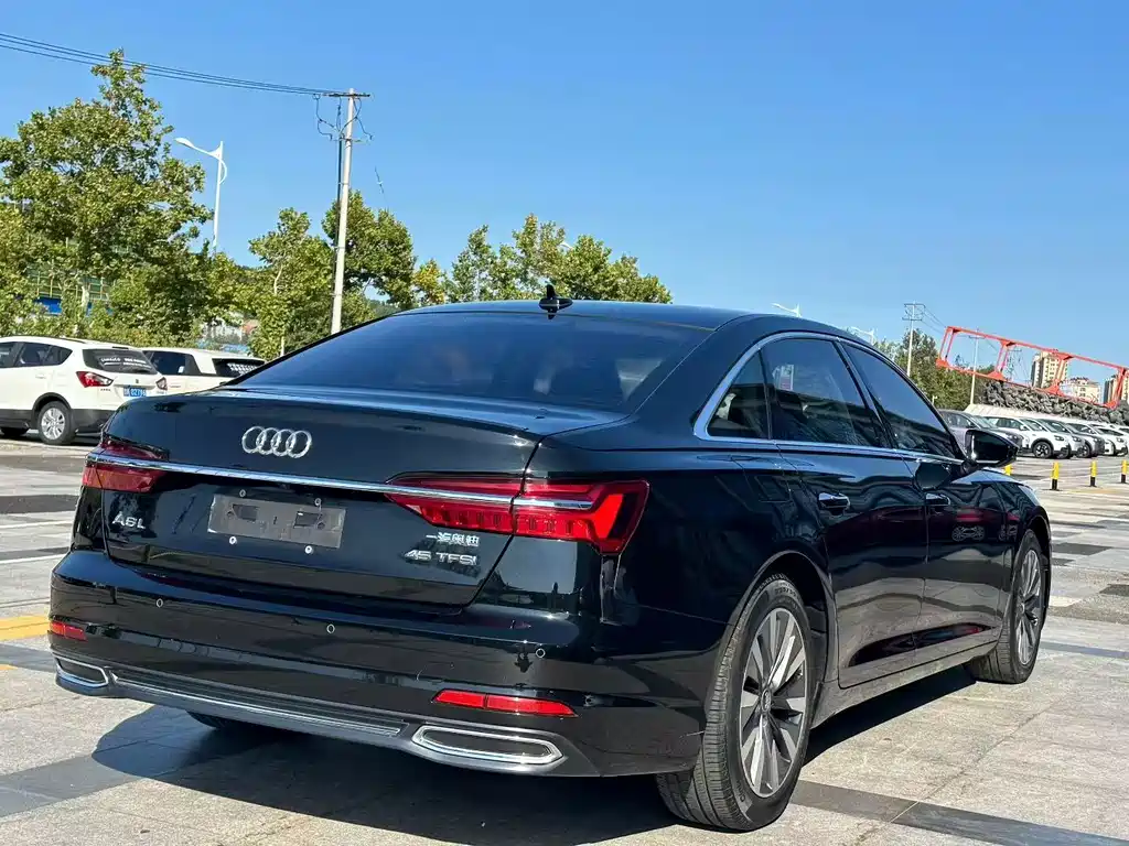 Audi A6L — фото 6
