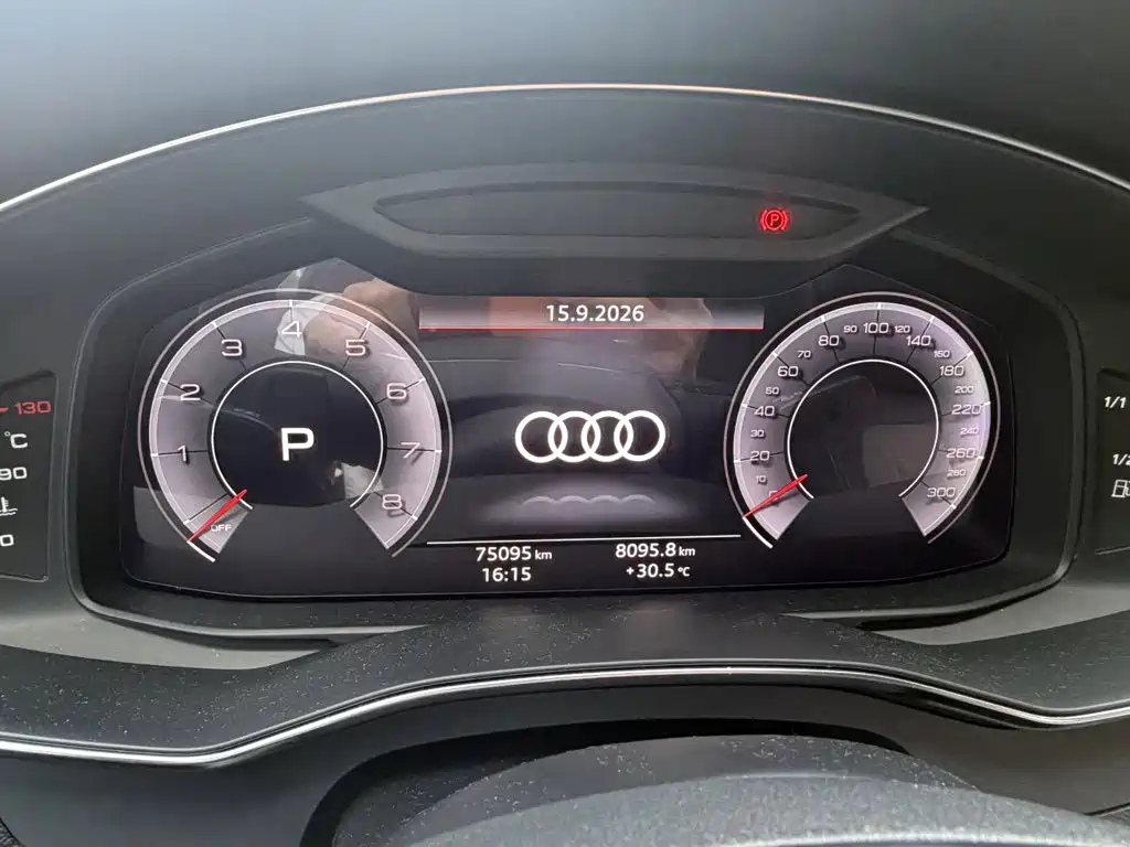 Audi A6L — фото 6