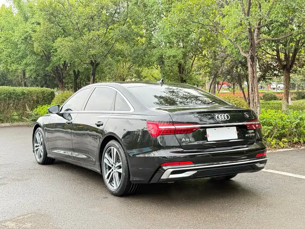 Audi A6L — фото 10