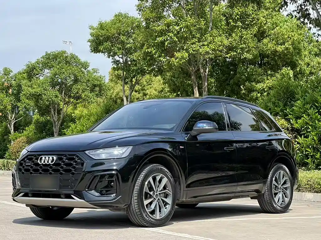 Audi Q5L — фото 2