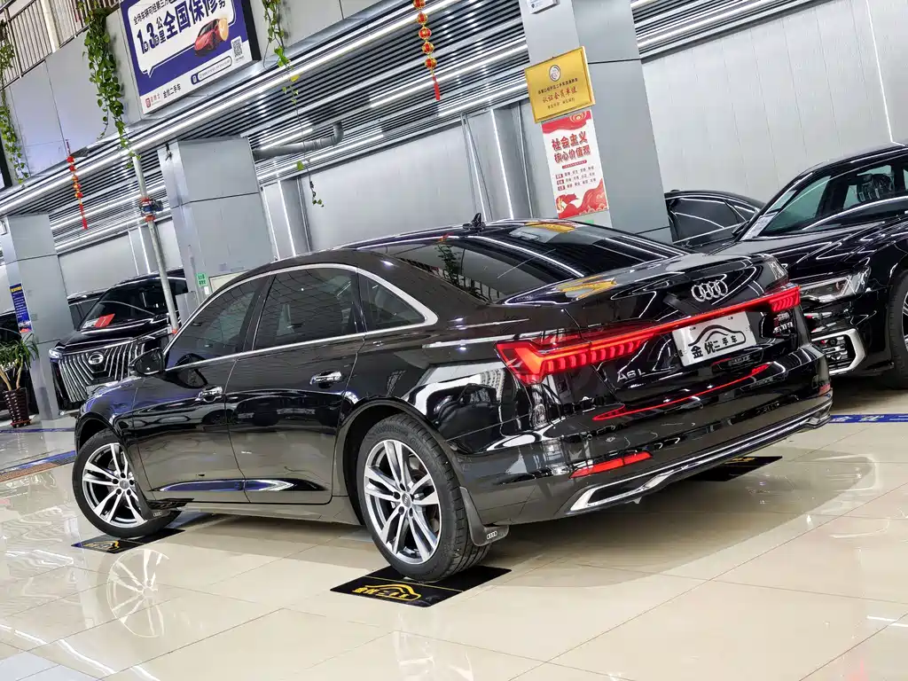 Audi A6L — фото 3