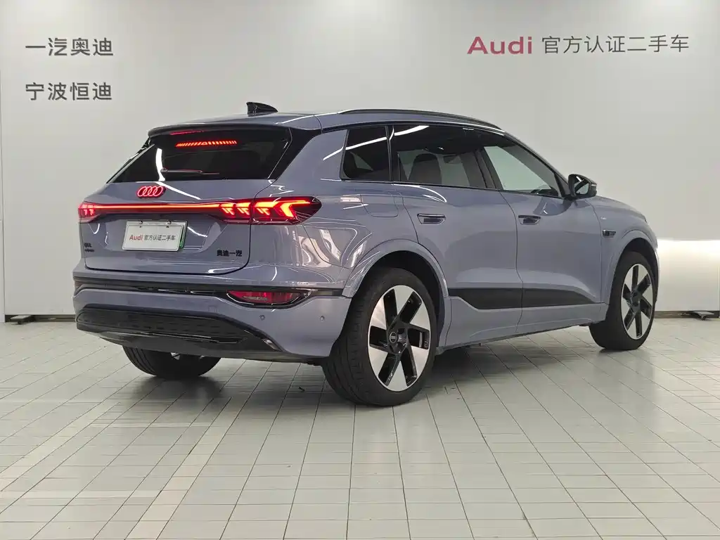 Audi Q6L e-tron — фото 5