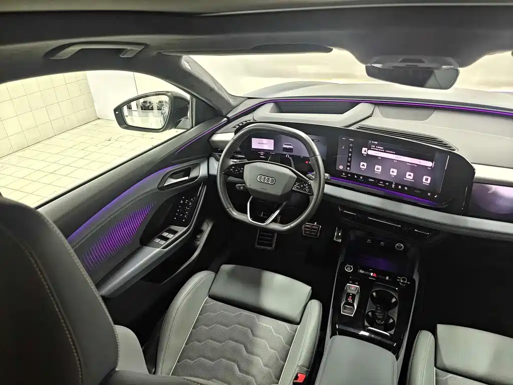 Audi Q6L e-tron — фото 7