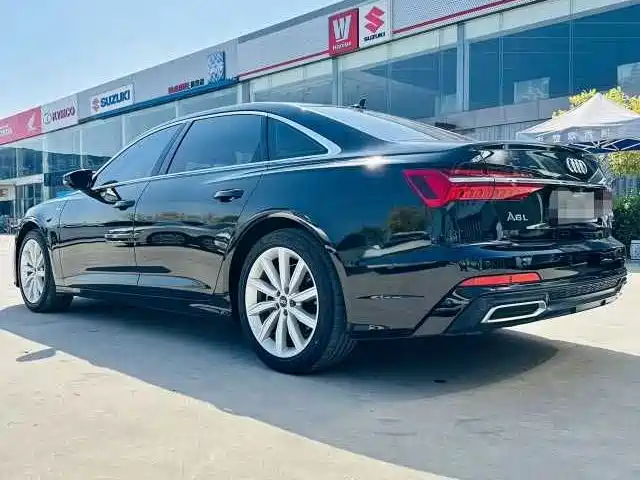 Audi A6L — фото 3