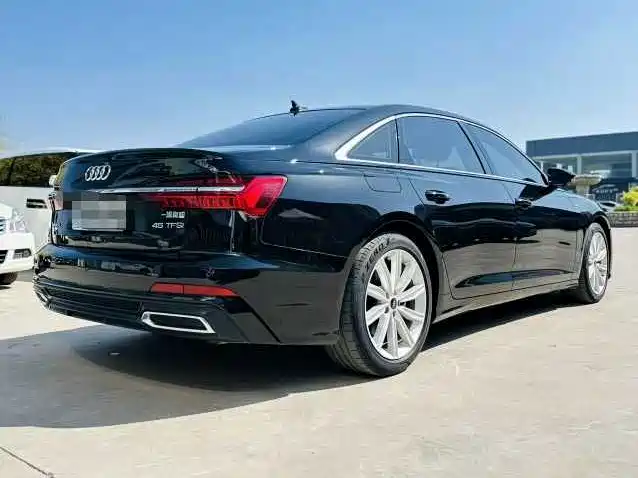 Audi A6L — фото 4