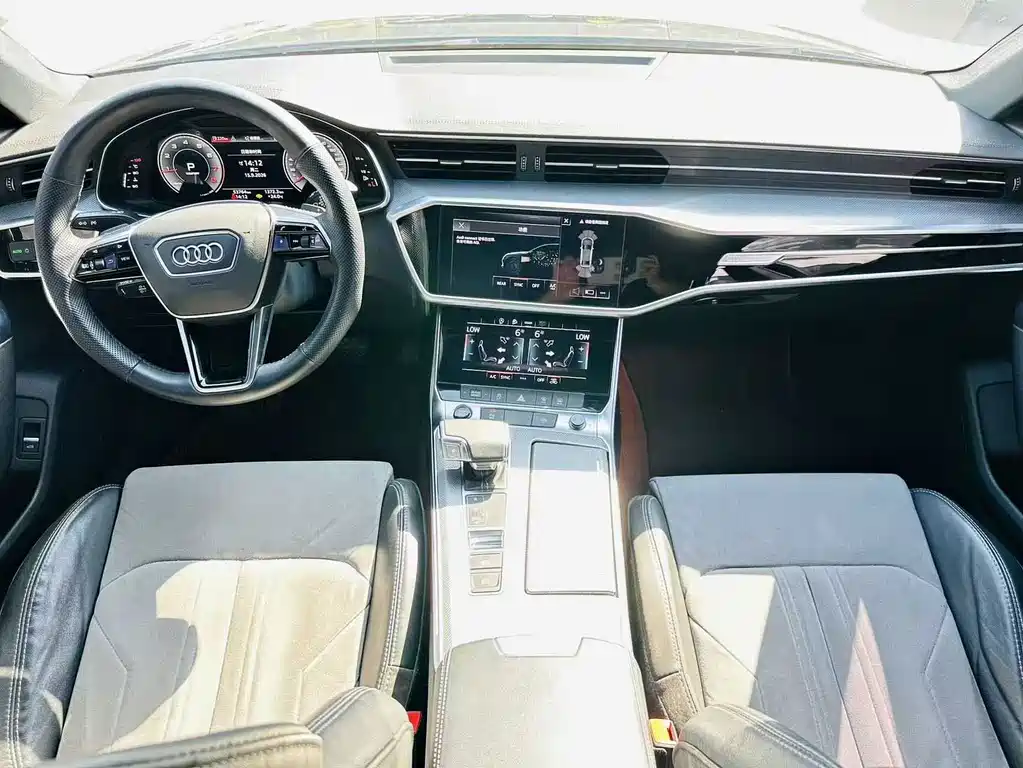 Audi A6L — фото 6
