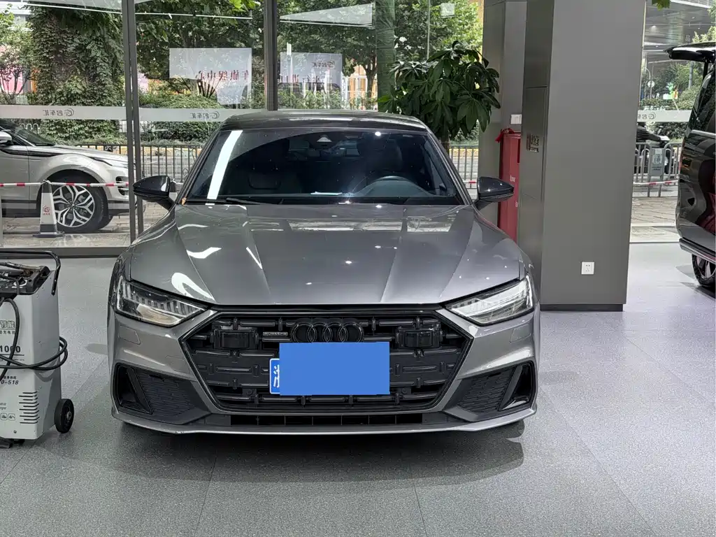 Audi A7L — фото 2