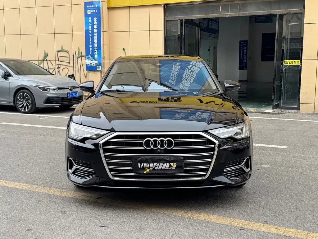Audi A6L — фото 2