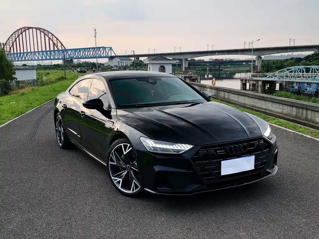 Audi A7L — фото 3