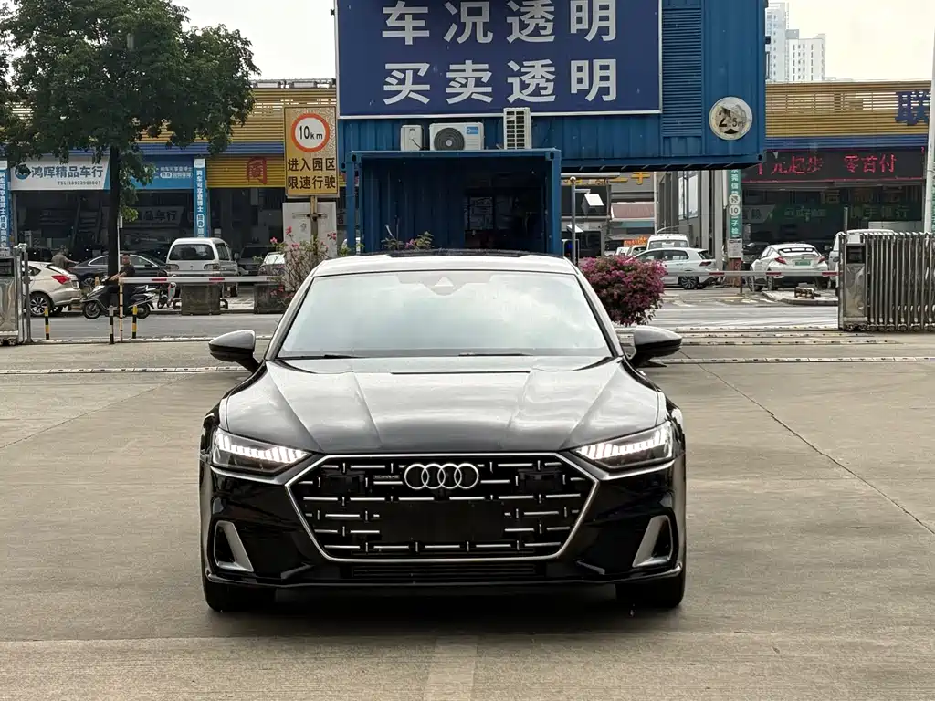 Audi A7L — фото 2