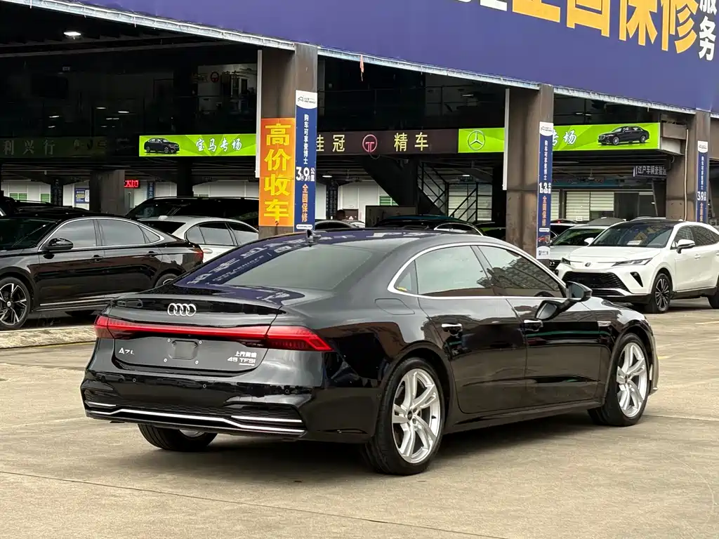 Audi A7L — фото 19
