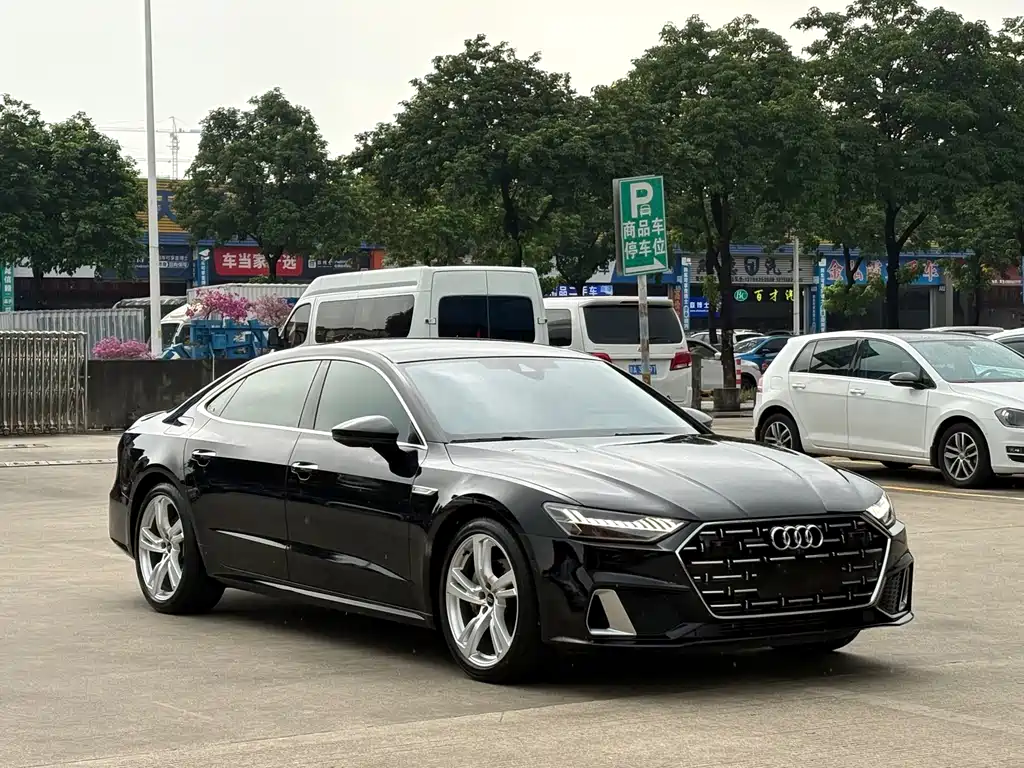 Audi A7L — фото 3