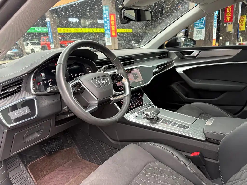 Audi A7L — фото 4