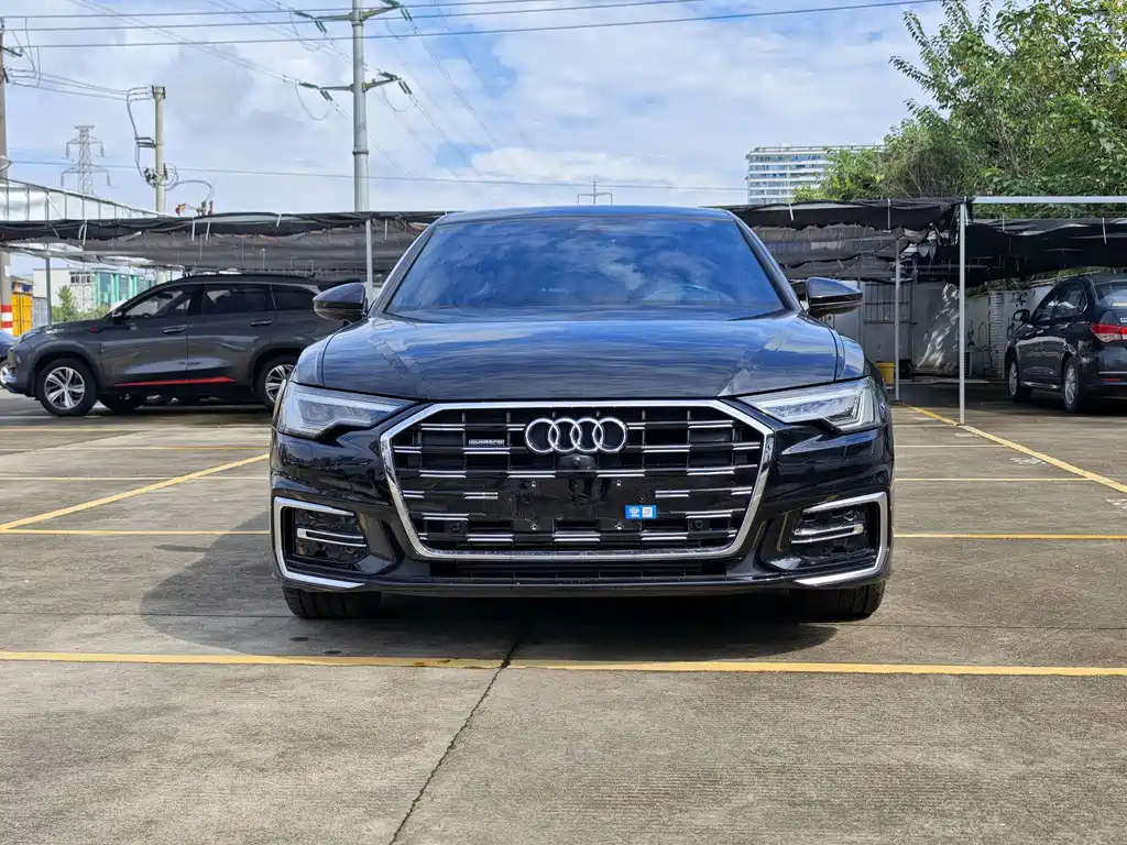 Audi A6L — фото 2