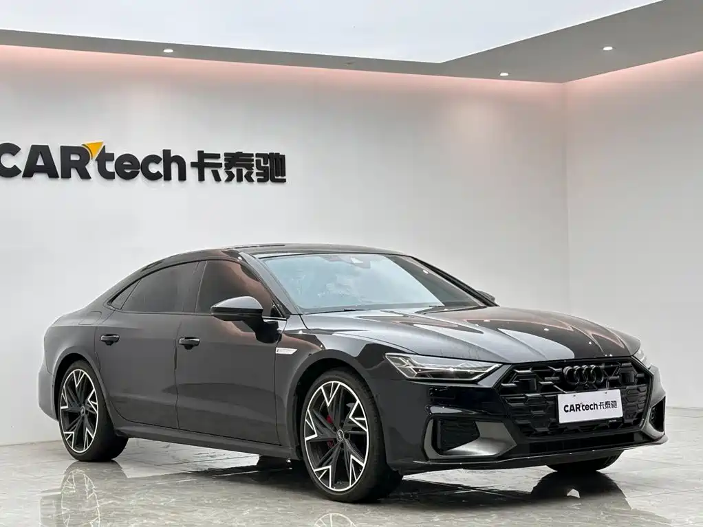 Audi A7L — фото 6