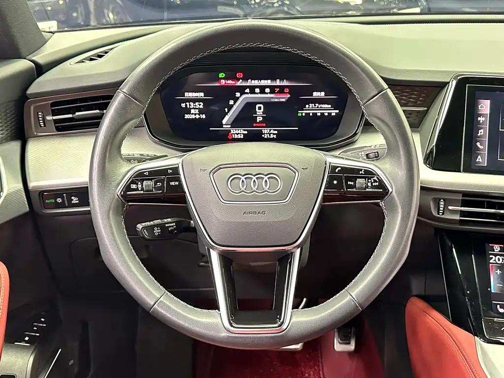 Audi Q6 — фото 18