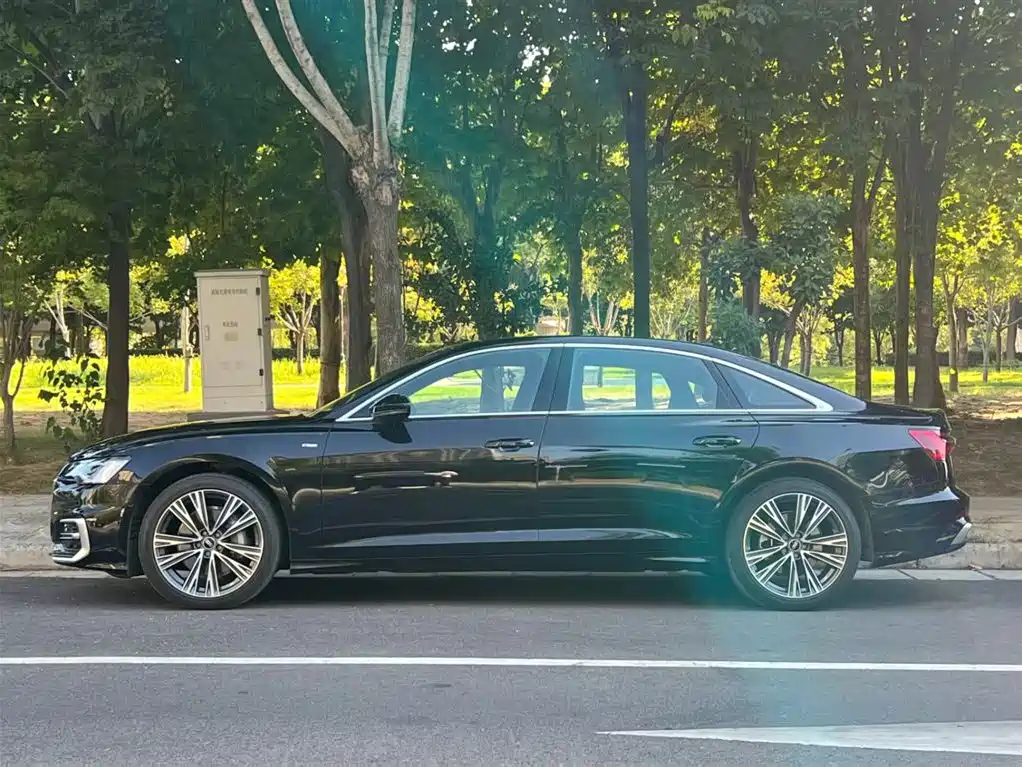 Audi A6L — фото 3