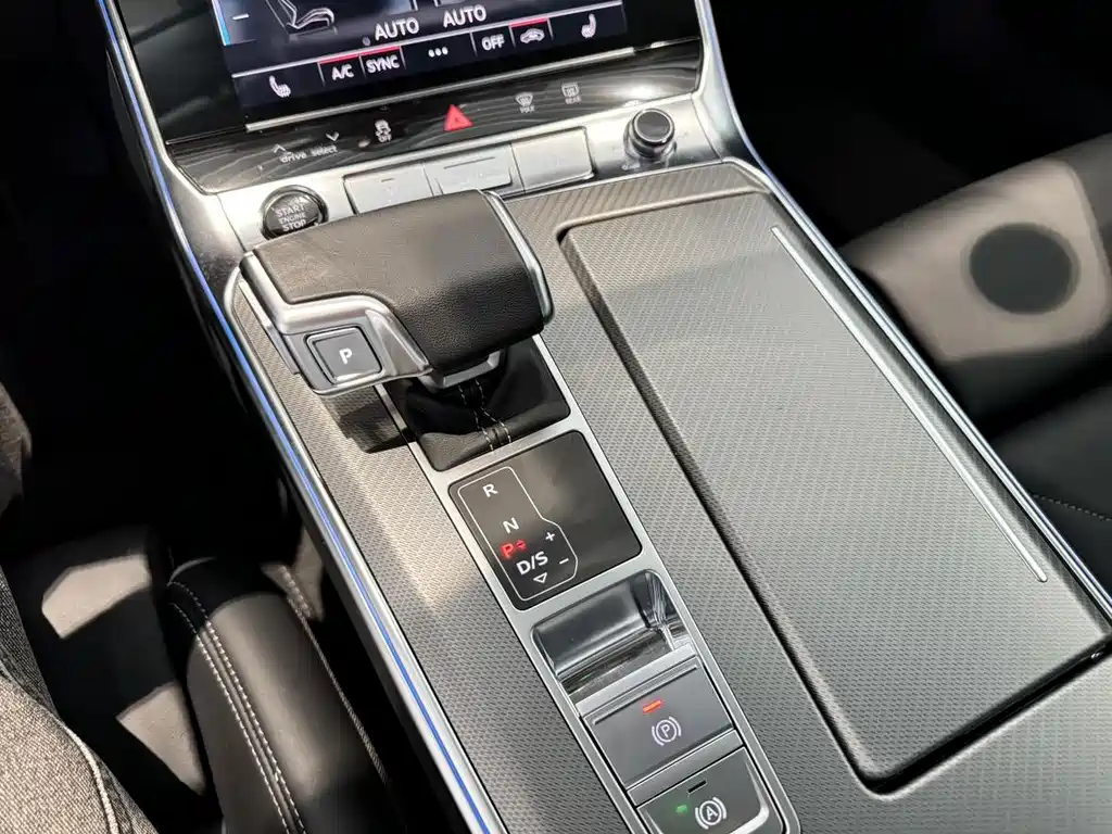 Audi A7 — фото 14