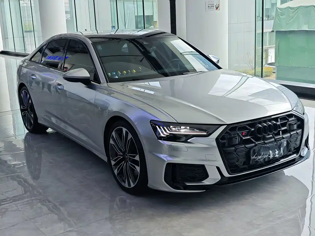 Audi S6 — фото 3