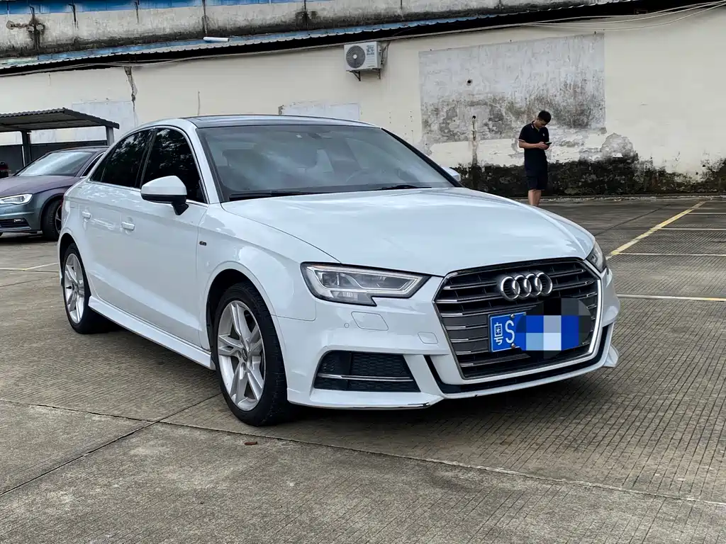 Audi A3 — фото 3