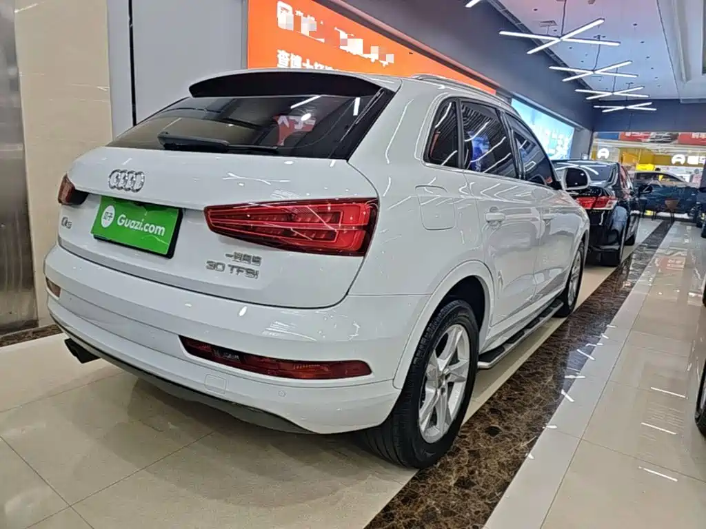 Audi Q3 — фото 7