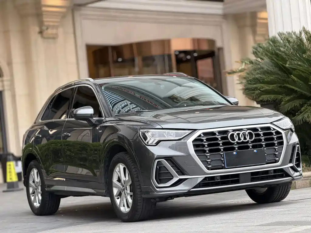 Audi Q3 — фото 3