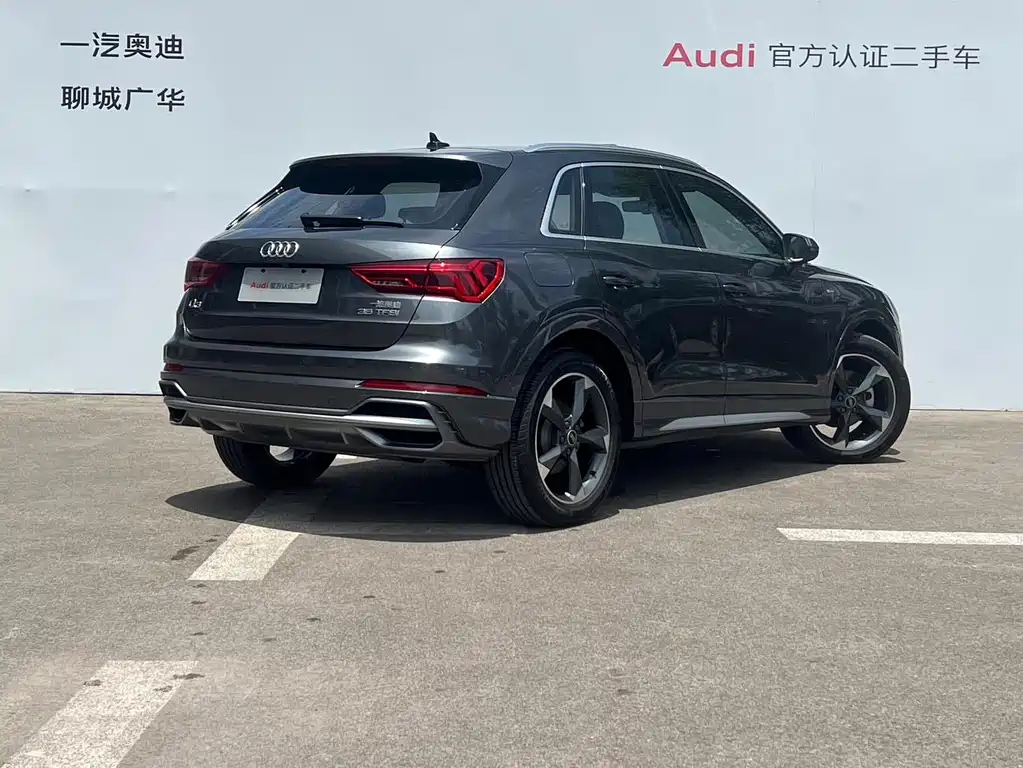 Audi Q3 — фото 4