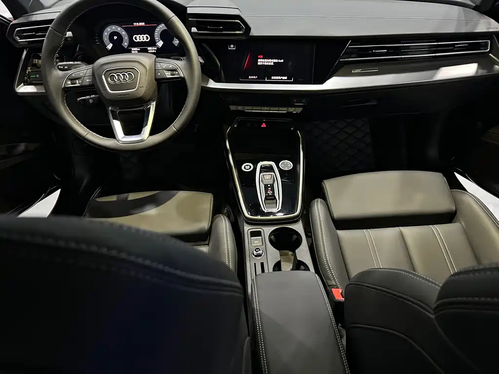 Audi A3 — фото 14